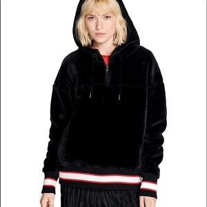 New UGG Kailani  Hoodie M
